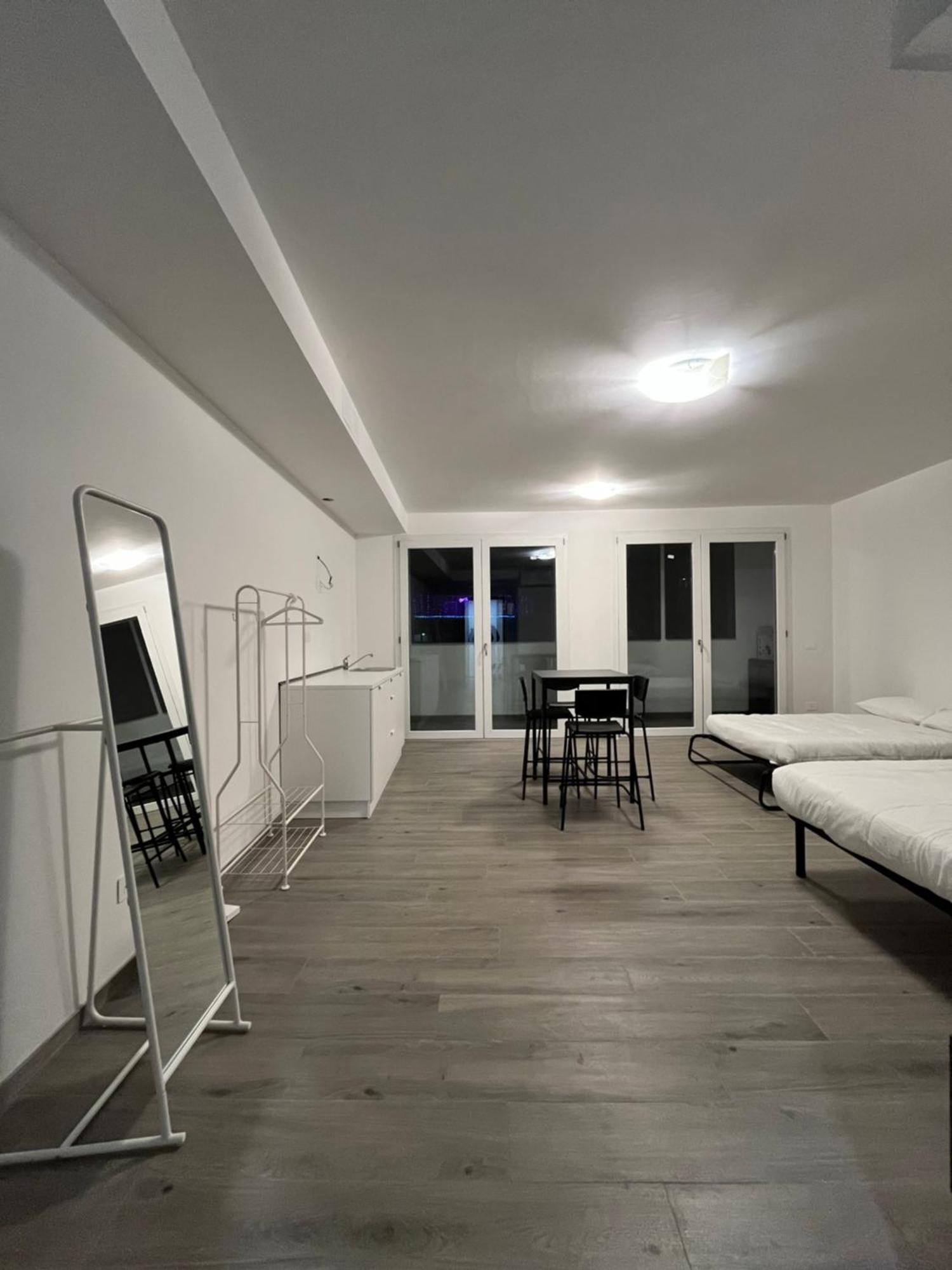 רומא Alessandrino Apartment מראה חיצוני תמונה